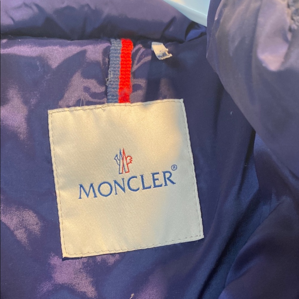 Moncler Navy Puffer Jacket - Picture 2 of 6